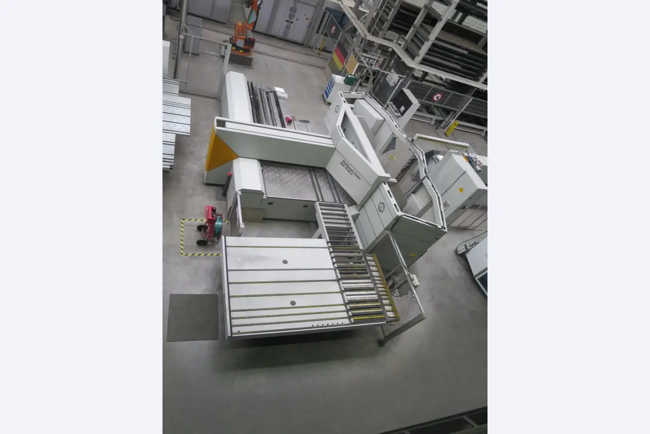 sheetmetal- and metalworking machines<br><font size="2">Collaboration with Hilco Industrial Acquisitions<br></font><img src="/images/hil.png"><br>-4